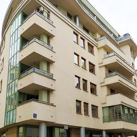 Szucha By Global * Warschau