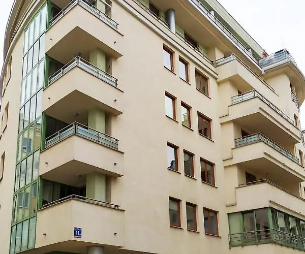 Szucha By Global * Warszawa